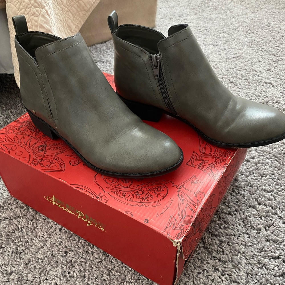 American Rag Grey Acadeep Booties - size 7